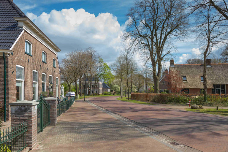 Zin in een heerlijk dagje uit? In dit knusse brinkdorpje in Drenthe ...