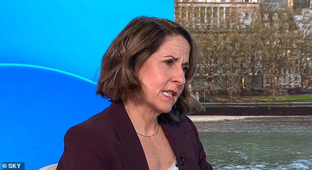 Starmer would have blocked Mandelson from becoming ambassador over vetting failure, claims Kendall