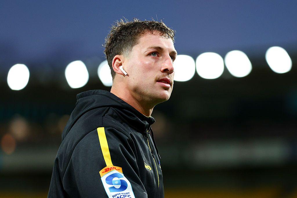 Edinburgh sign Hurricanes centre Higgins