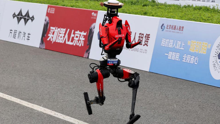 A Chinese android just ran a half-marathon faster than any human ever