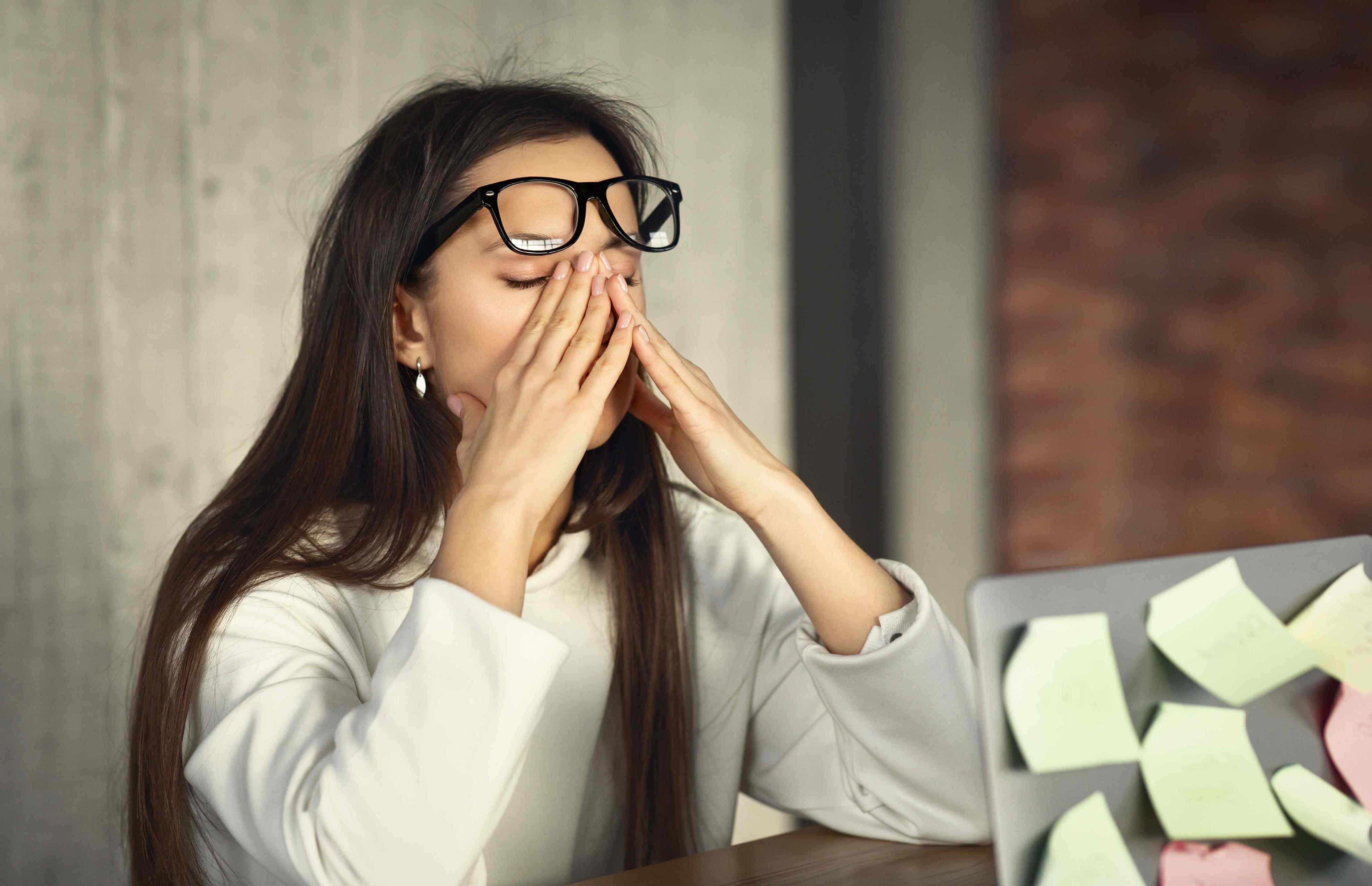 We asked 3 registered dietitians how to beat the dreaded afternoon ...