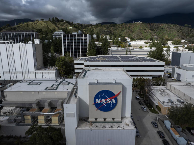 A renewed threat to JPL as the Trump administration tries again to cut NASA