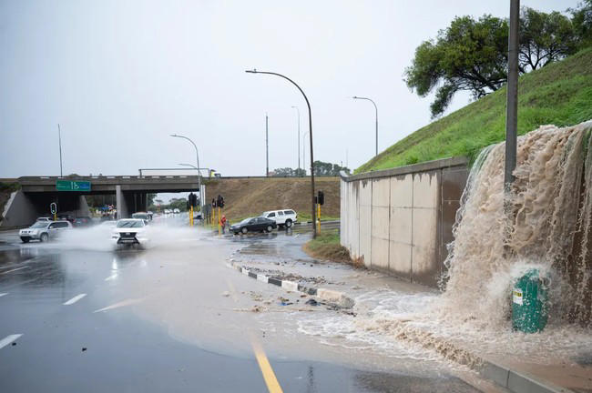 Disaster teams respond to flooding in parts of Cape Town