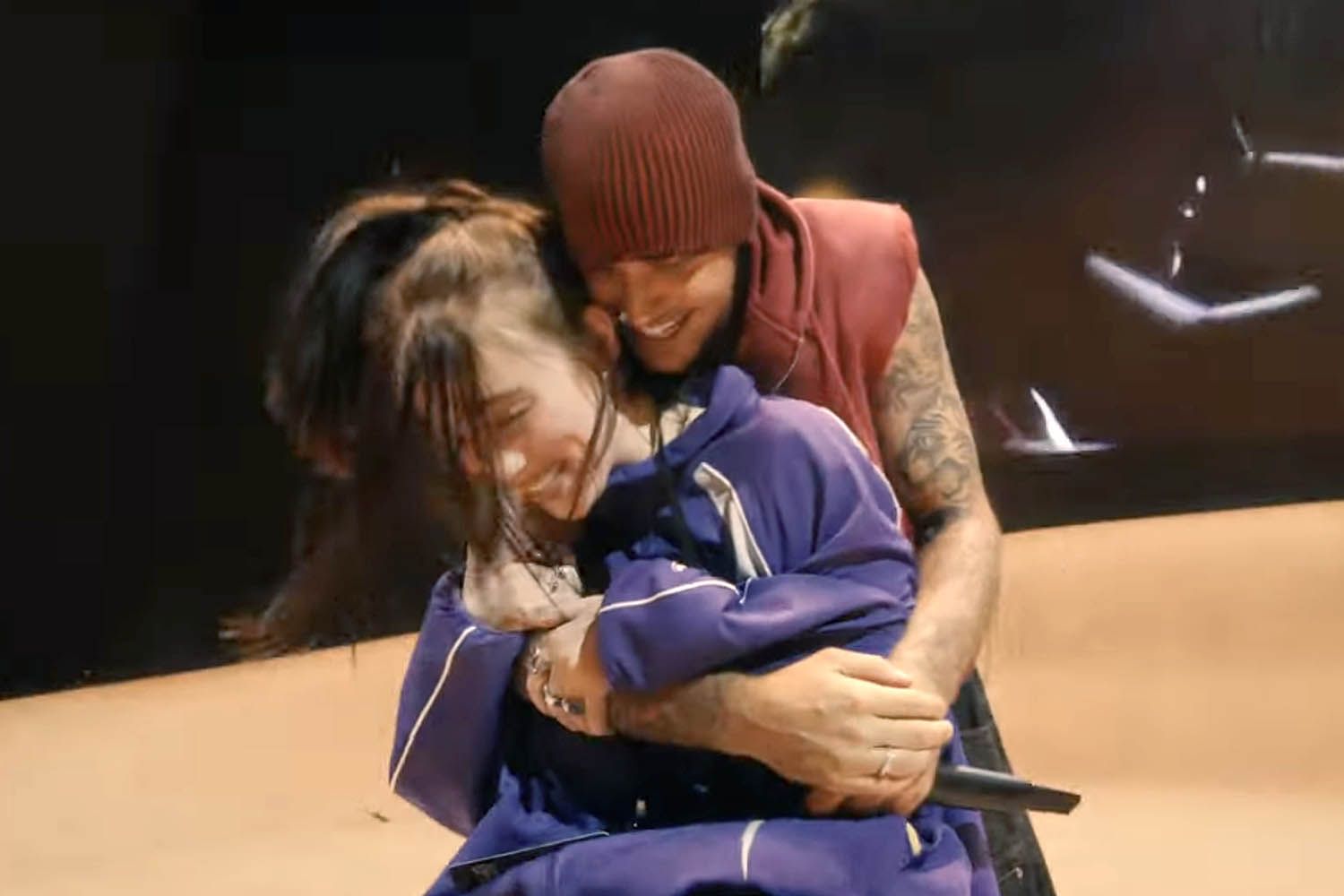 Justin Bieber brings superfan Billie Eilish to her knees in surprise ...