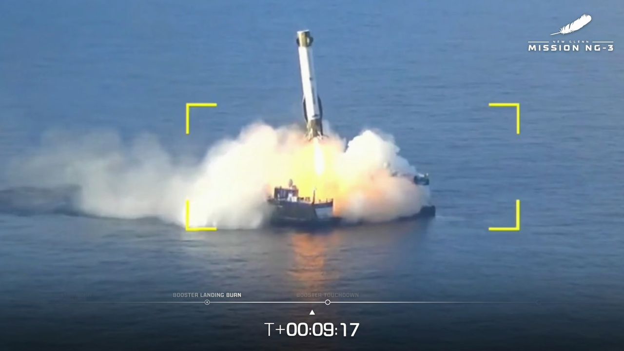 Blue Origin reuses huge New Glenn rocket for 1st time, lands booster at ...