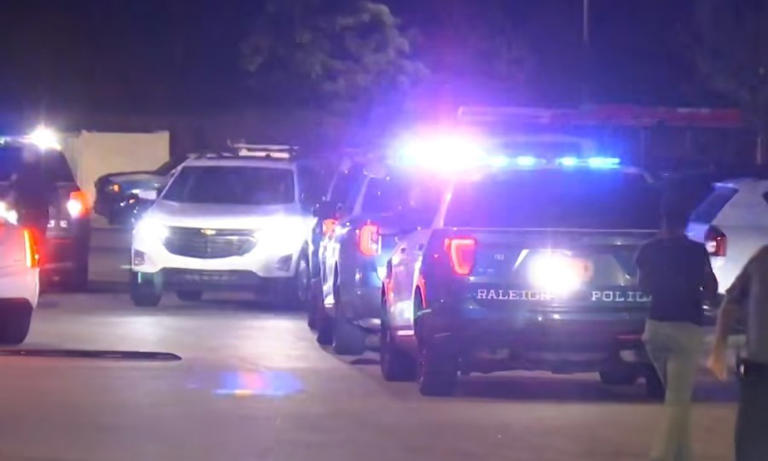 Man charged with murder after man shot at North Carolina apartment ...