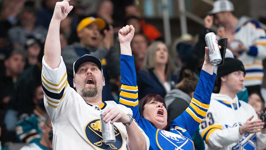 Bills send playoff vibes as Sabres begin Stanley Cup quest