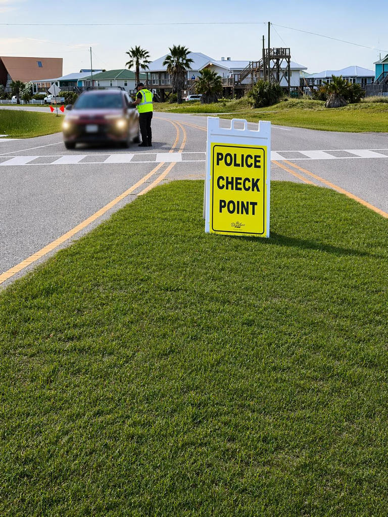 Dauphin Island setting up safety checkpoints