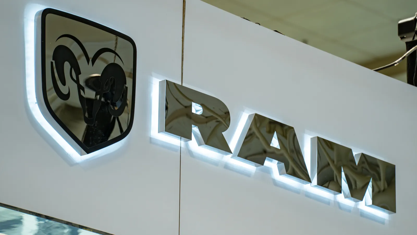 Dealers will fix issue with free software update