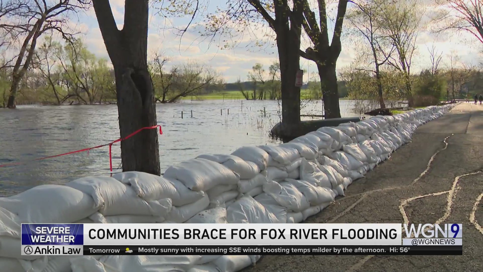 'It's absolutely insane': Residents along Fox and Des Plaines rivers ...