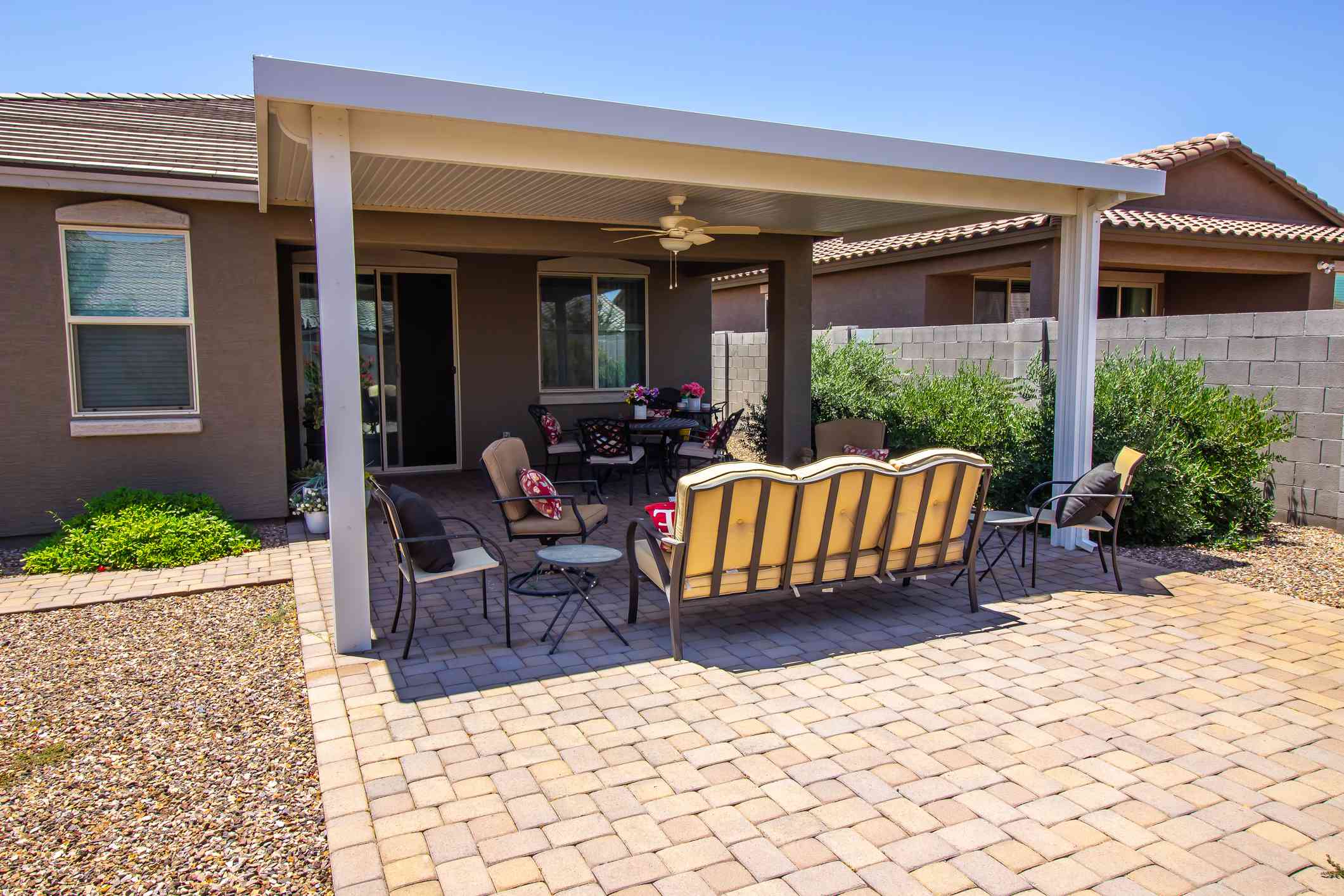 Designers say these 5 things always make your patio look empty, even if ...