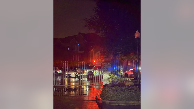2 women found shot at north Harris County apartment complex; 1 dies at ...