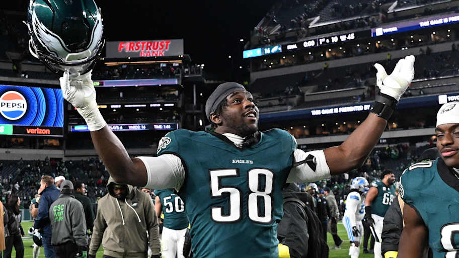 Jalyx Hunt in a spot to explode for Eagles if they let him