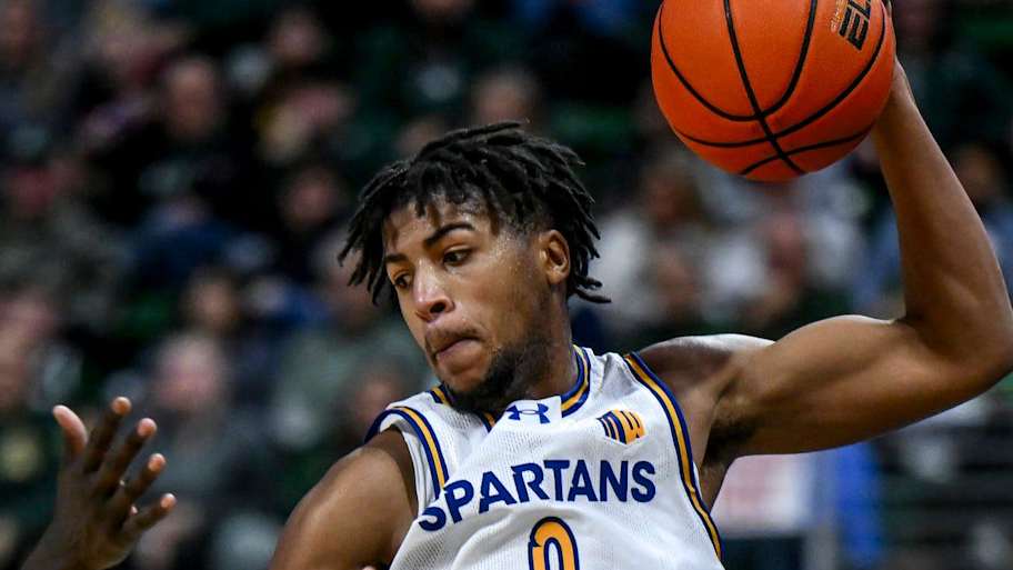 Oregon Ducks hosting elite transfer point guard