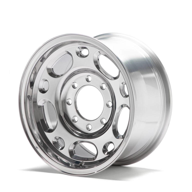 Fab shop recreates excellent GM truck wheels from the 2000s, and they ...