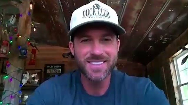 Country singer Riley Green talks about his acting debut in 'Marshals'