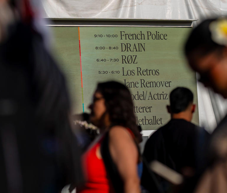 Los Retros front man charged with 4 counts of unlawful acts on a child