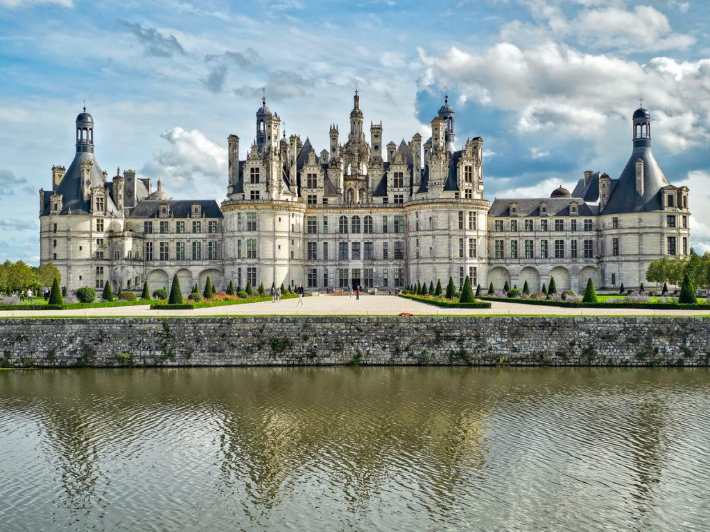 14 Unforgettable Day Trips From Paris To Explore More of France