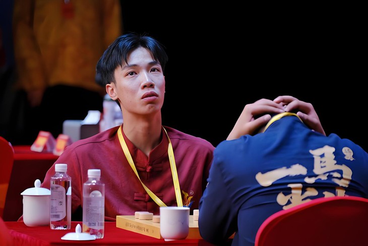 Trình Vũ Đông thua đau bại tướng của Lại Lý Huynh