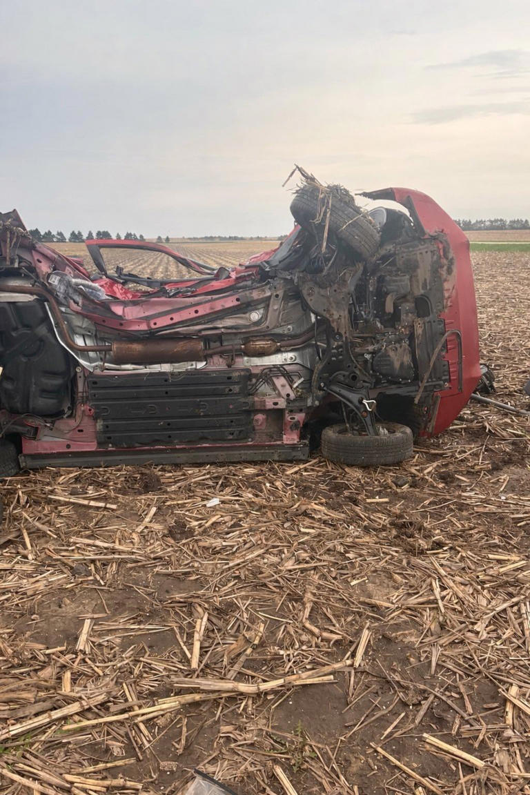 2 injured after serious crash with extrication near Monroe Center