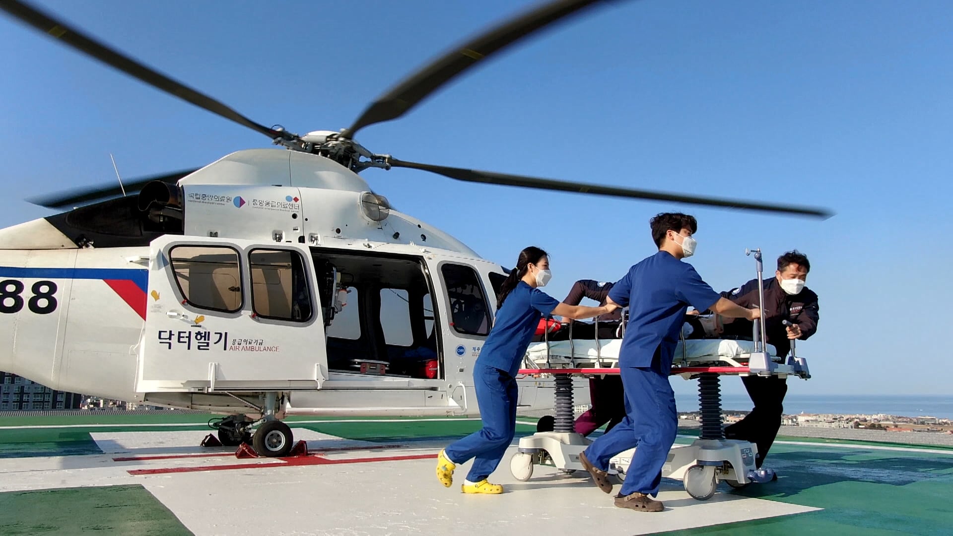 Jeju Hanra Hospital central to island’s emergency, critical care