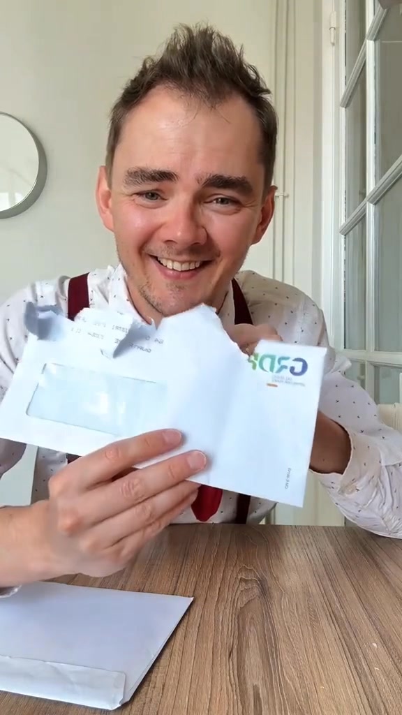A simpler way to open letter envelopes