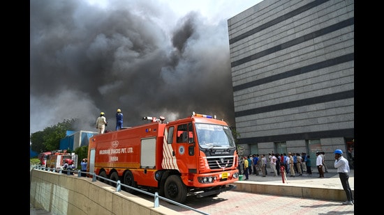 Major fire at F’bad unit spreads to 2 factories, no injuries reported