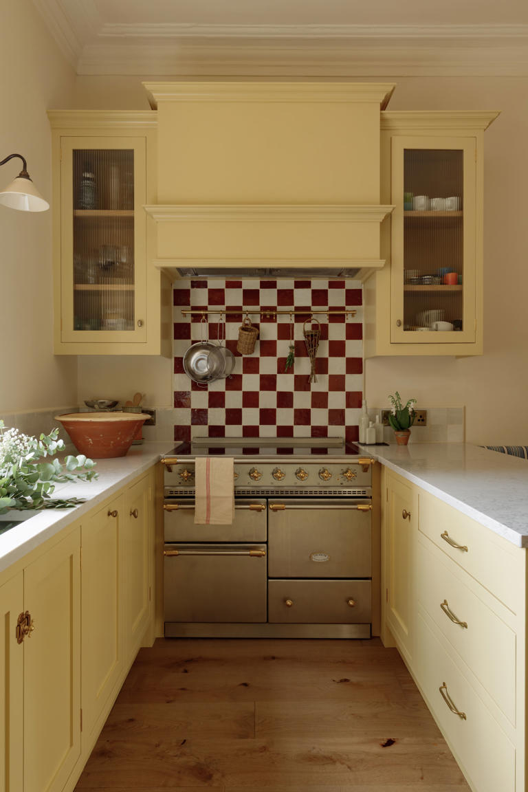 This one Farrow & Ball color is what interior designers love for ...