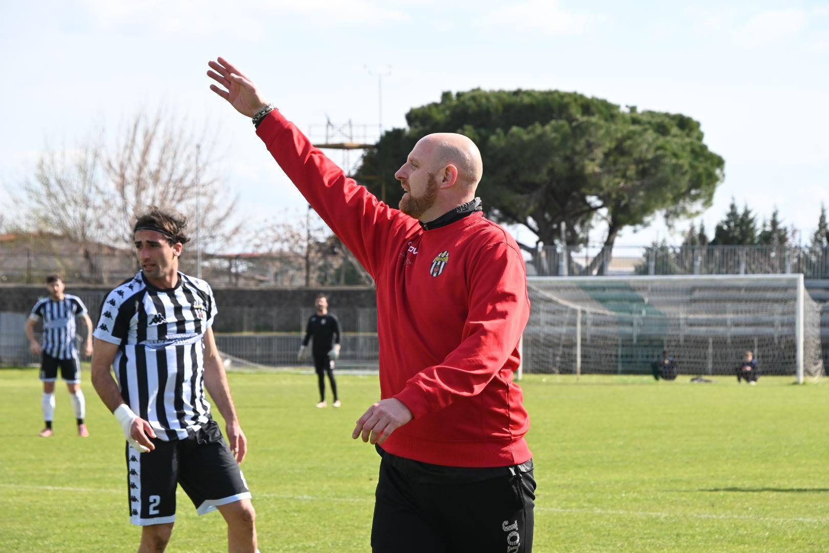 Una vittoria pesante per la Massese. I bianconeri si esaltano a Perignano