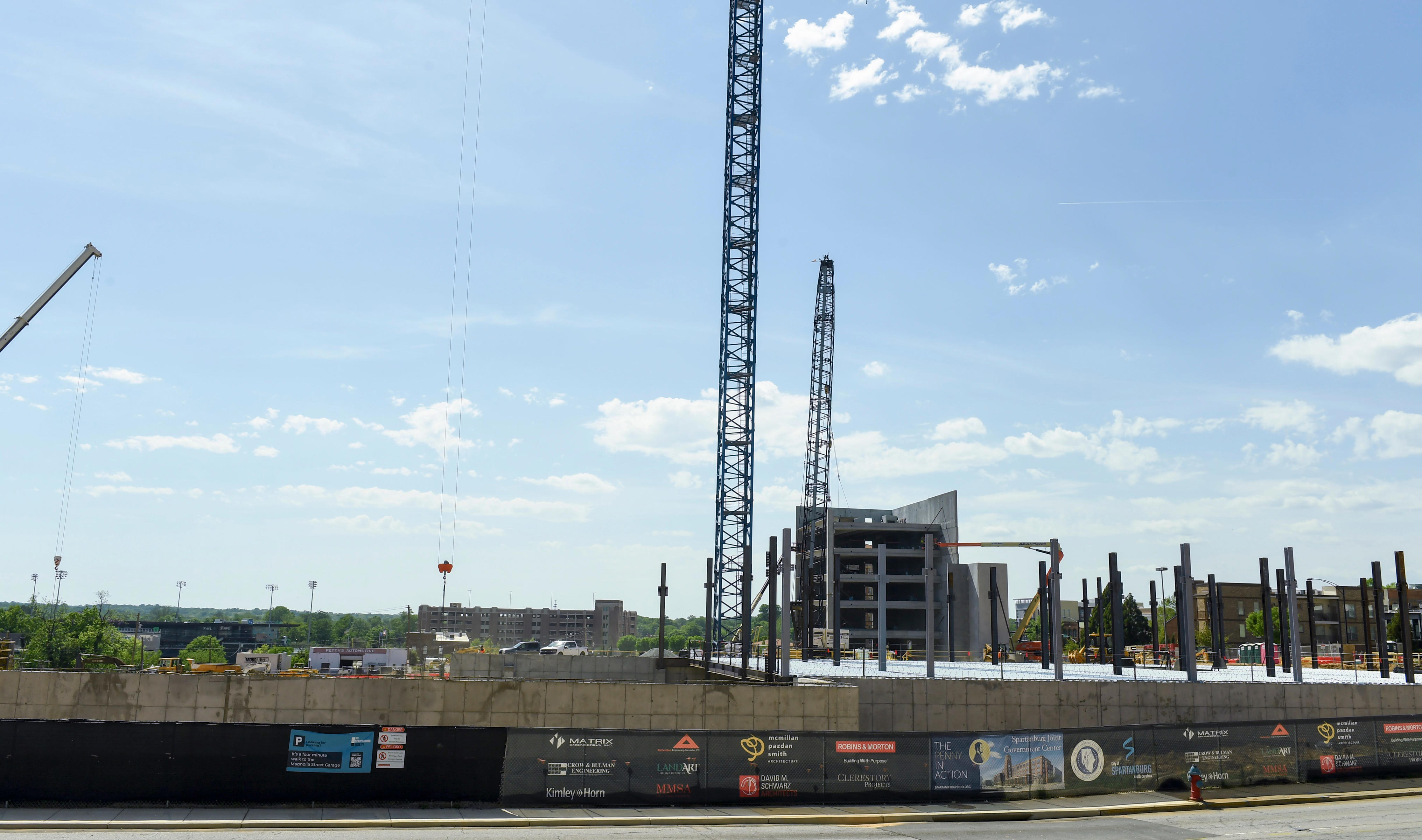 City touts 'tremendous spring so far' despite downtown construction work
