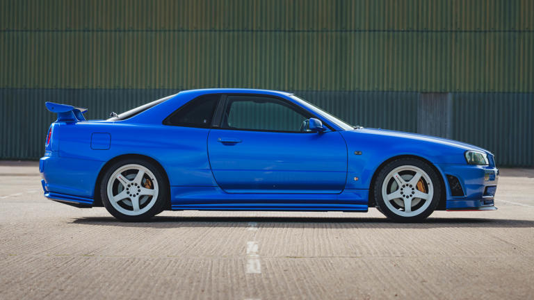 Skyline nerds, assemble: someone is selling a mad collection of rare ...