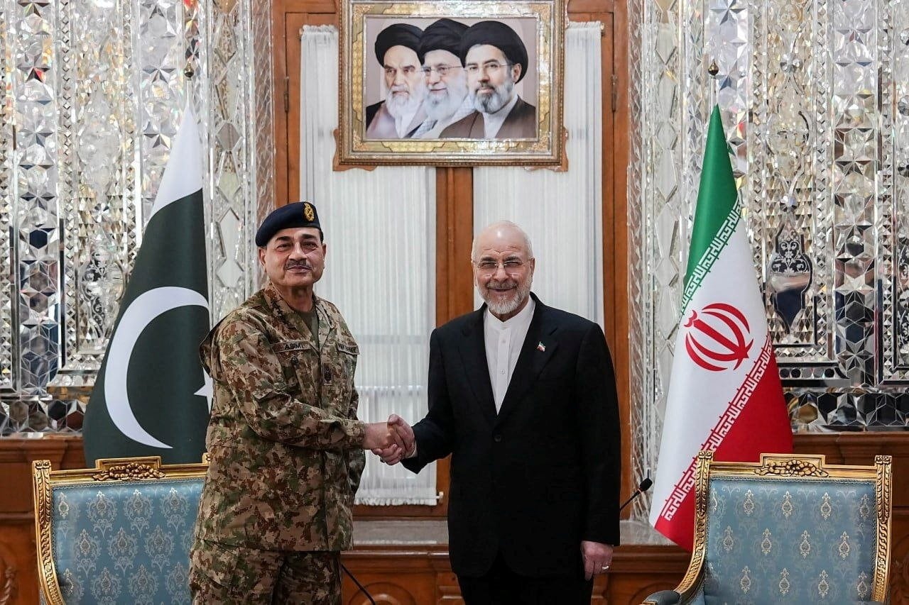 Iranian Parliament Speaker Mohammad Bagher Ghalibaf meets with Pakistan army chief Asim Munir, in Tehran, Iran, April 16, 2026. 