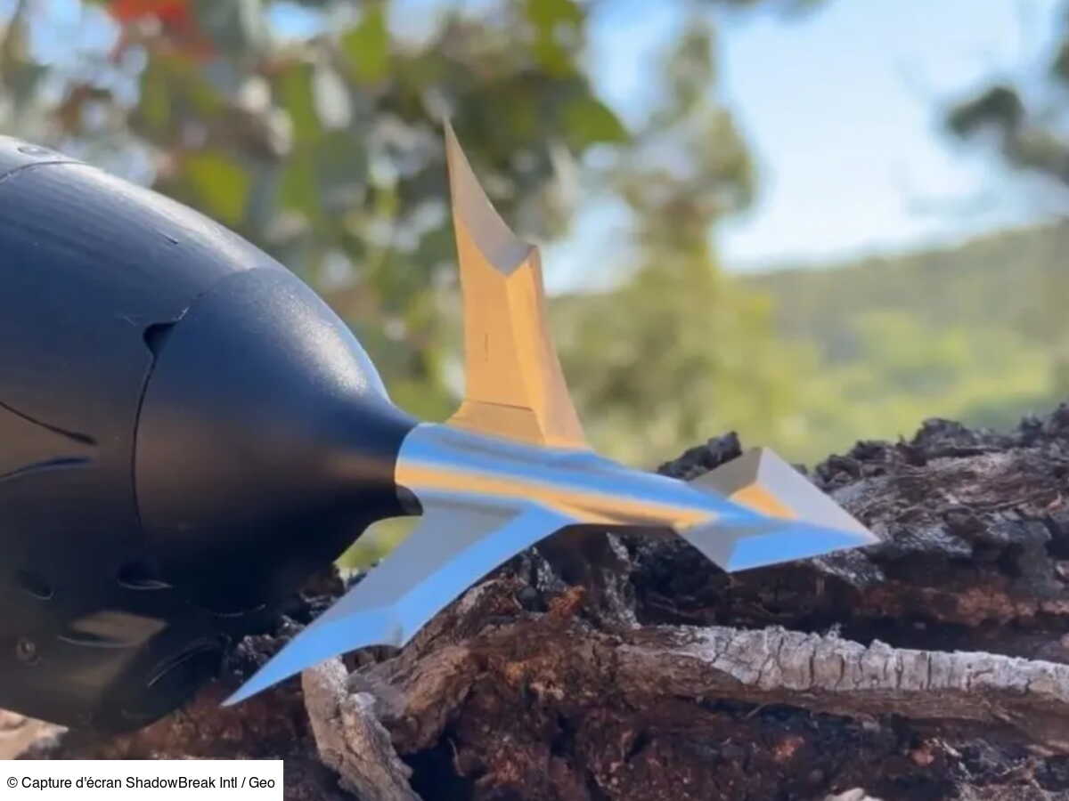 Les drones empruntent des techniques du Moyen Âge : un FPV équipé d'une ...