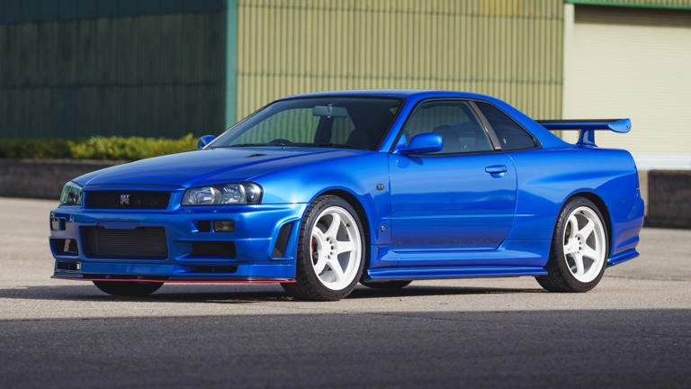 Skyline nerds, assemble: someone is selling a mad collection of rare ...