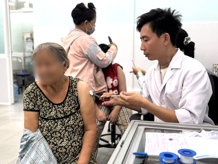 Con chó nghi bị bệnh dại cắn nhiều người, cắn chết 4 chó con, phường Phước Thắng khoanh vùng xử lý