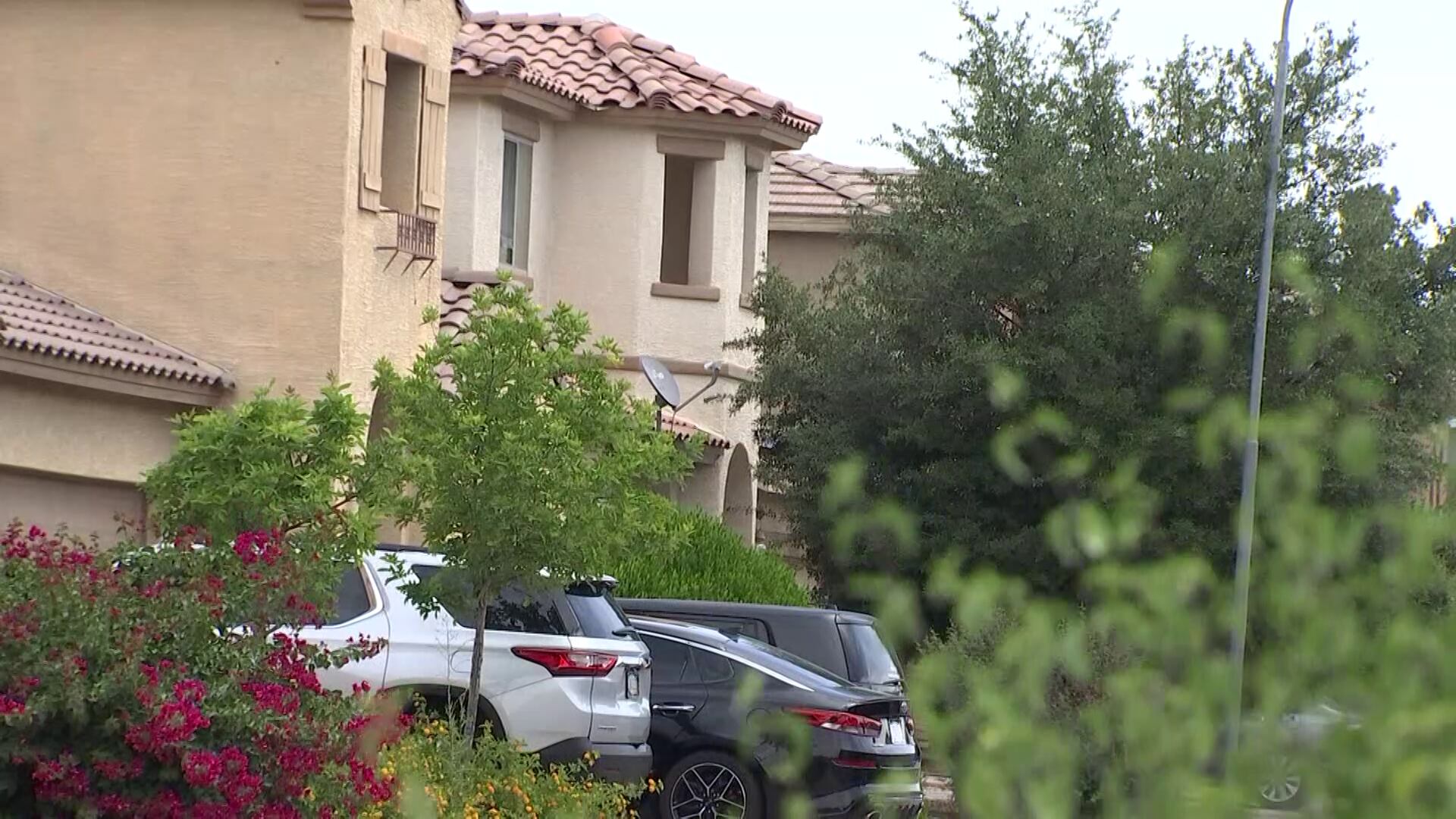 3 adults, 2 teens hurt after shooting at house party in west Phoenix