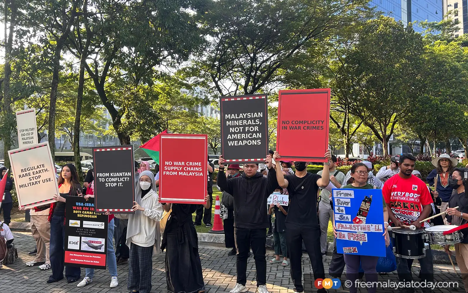 Ban firms linked to Gaza conflict from defence expo, say protesters