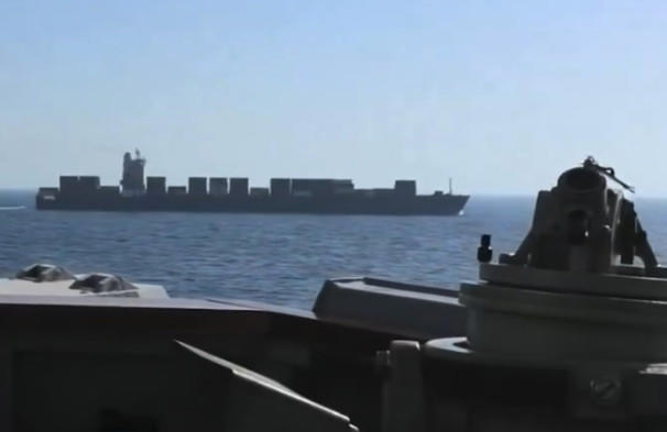 battaglie-navali-a-hormuz-i-marines-catturano-mercantile-iraniano