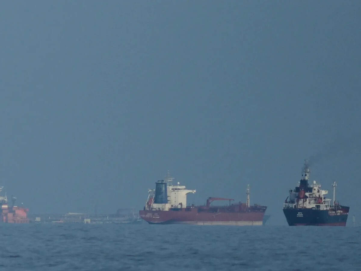 Oil tankers transiting Strait of Hormuz since start of Iran war