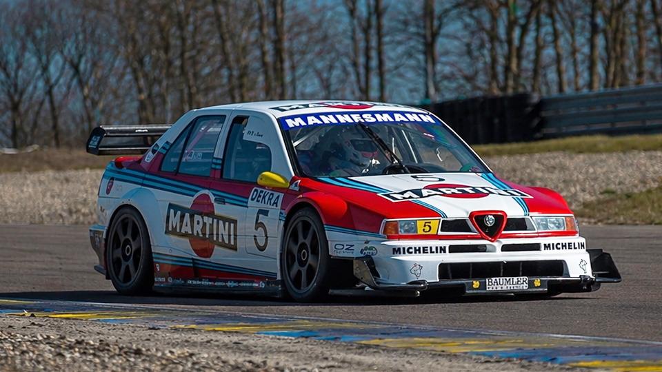 Alfa Romeo DTM V6 motorgeluid bij 12.000 toeren per minuut voluit