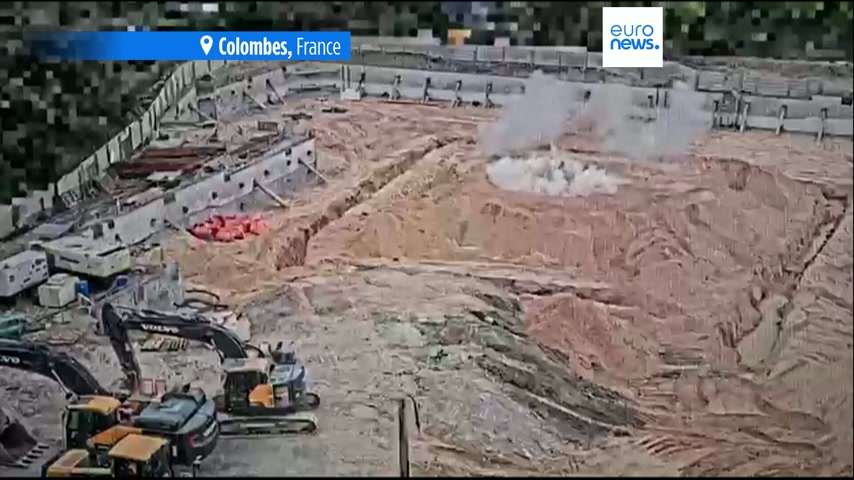 WWII bomb destroyed in controlled explosion in Paris