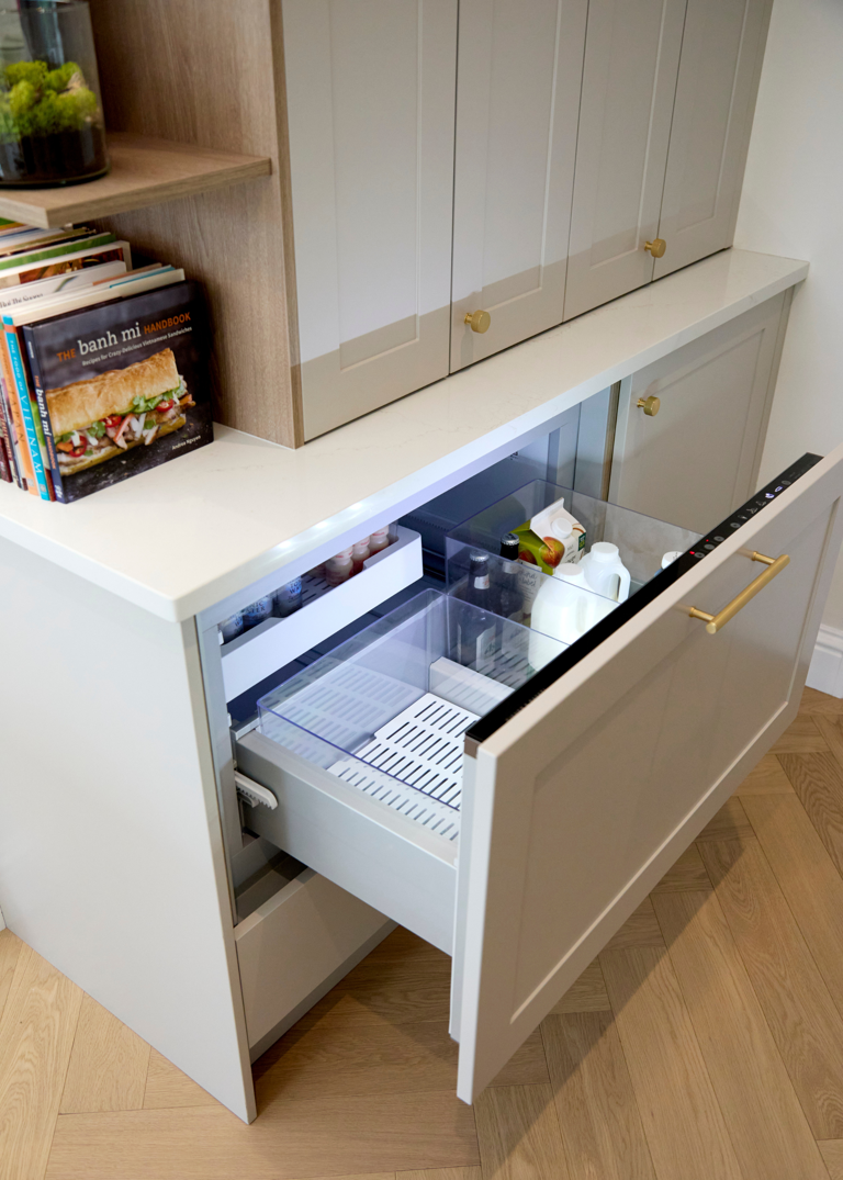 7 genius things to include inside kitchen drawers that make your space ...