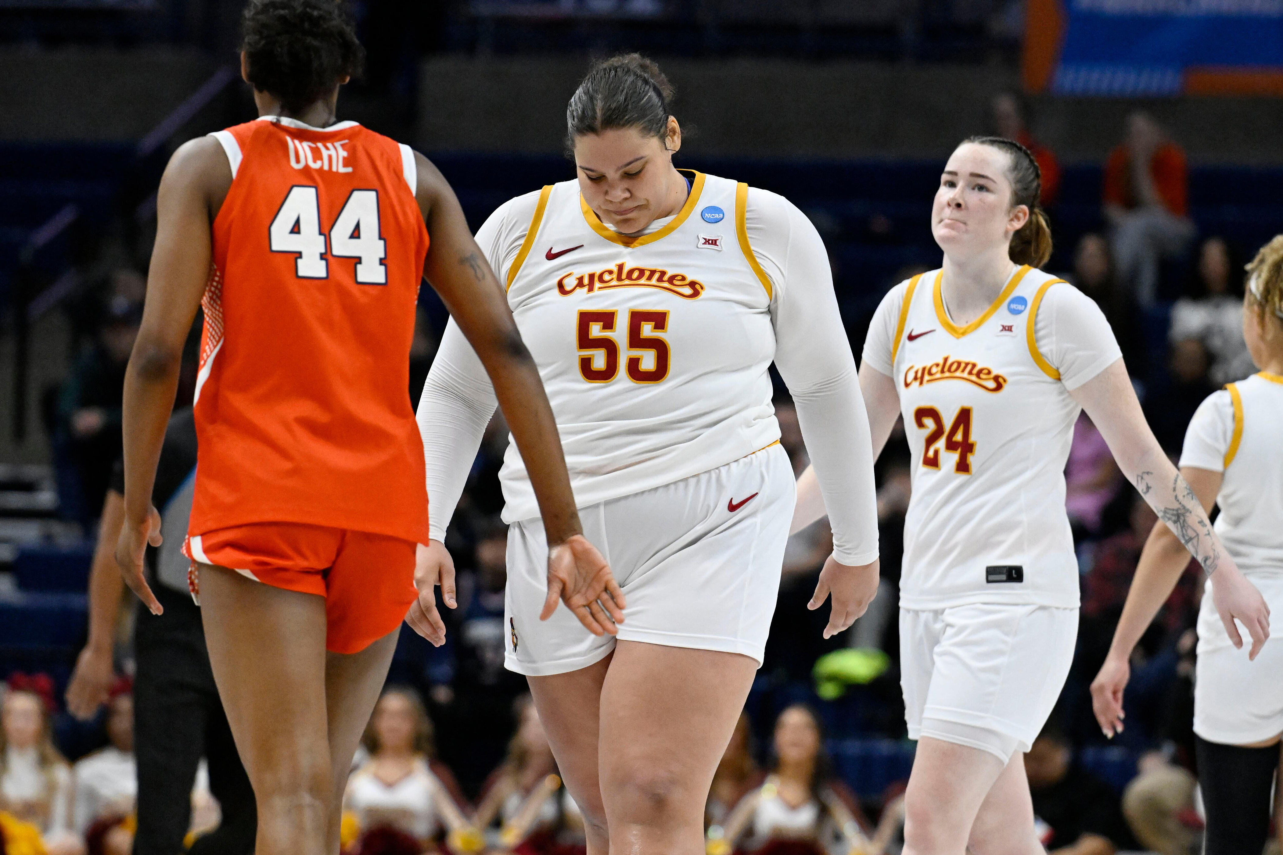Ex-cyclone Crooks picks Oklahoma State