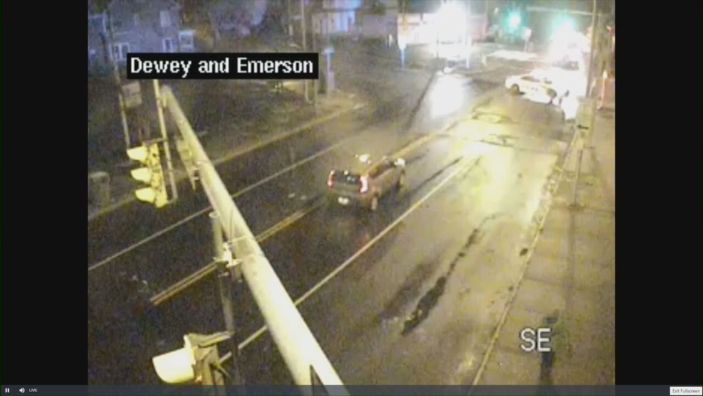 2 hospitalized after DWI crash in Edgerton neighborhood