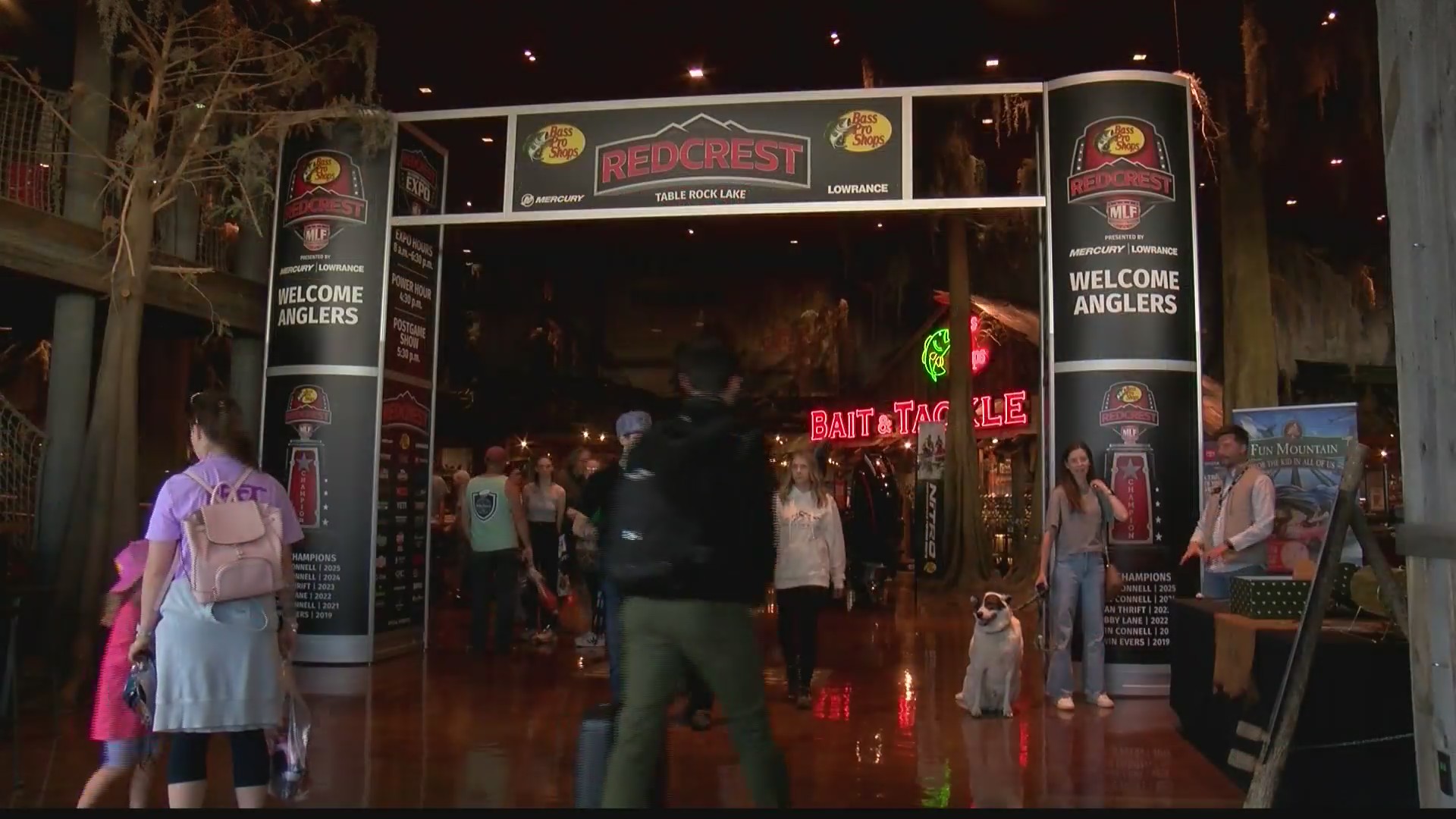 Fishing fans gather for final day of Bass Pro Tour Championship at ...