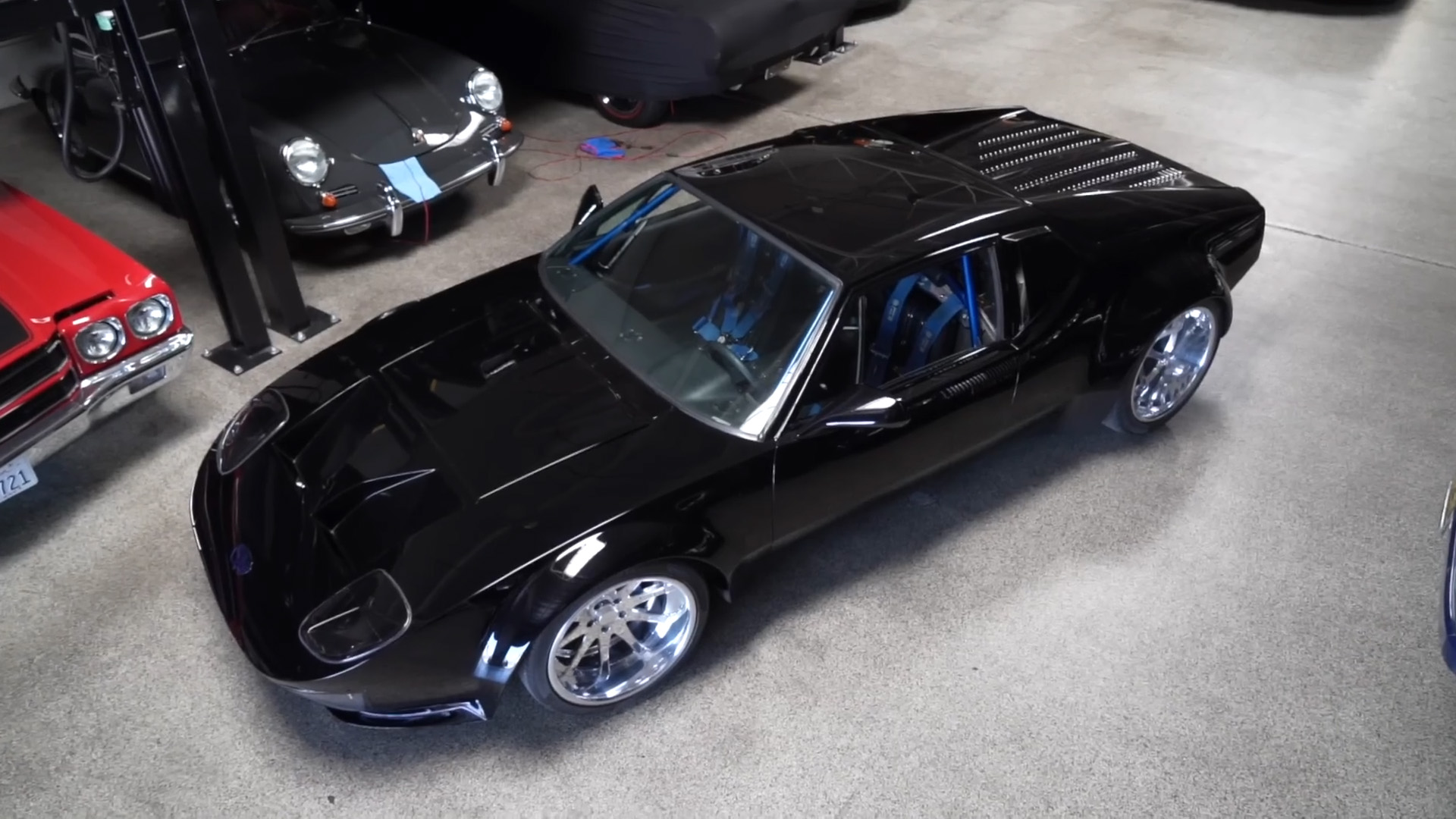 This De Tomaso Pantera blends two cars into one