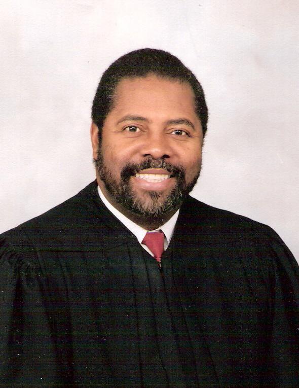 A Mansfield judge’s legacy lives on through a new scholarship fund
