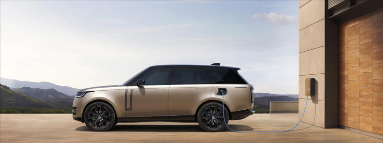 550HP PHEV: 2026 Range Rover SWB P550e Autobiography