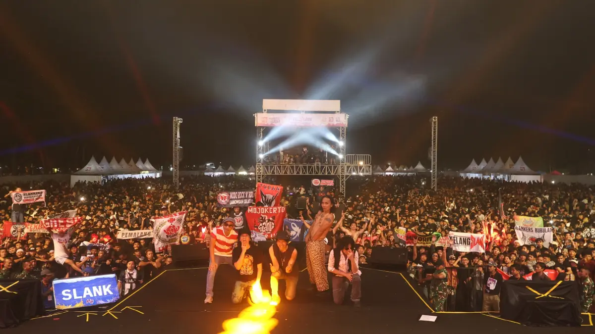 Konser HS Slank di Malang pecah, diserbu 30 ribu penonton dan diwarnai ...