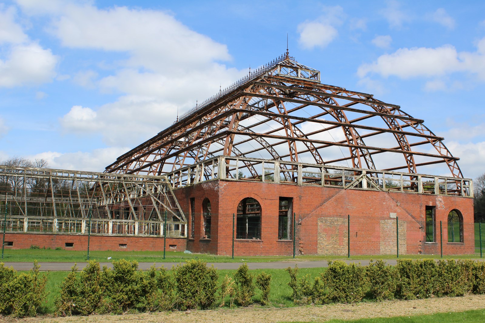 Derelict Springburn Winter Gardens plan to move forward with funding ...